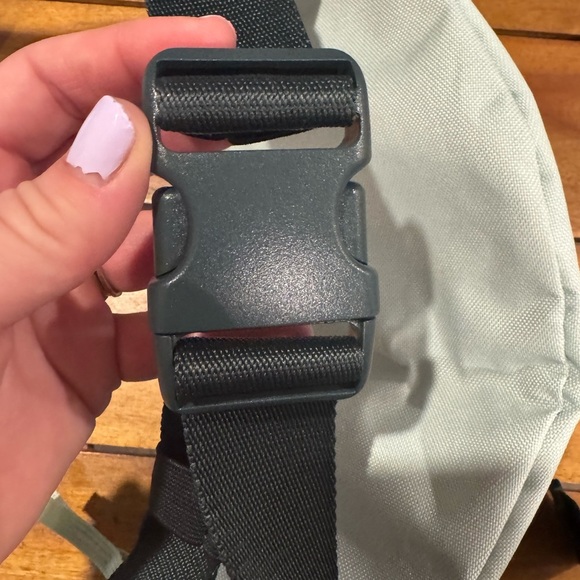 Nike Heritage Unisex Crossbody Belt Bag - Picture 5 of 6